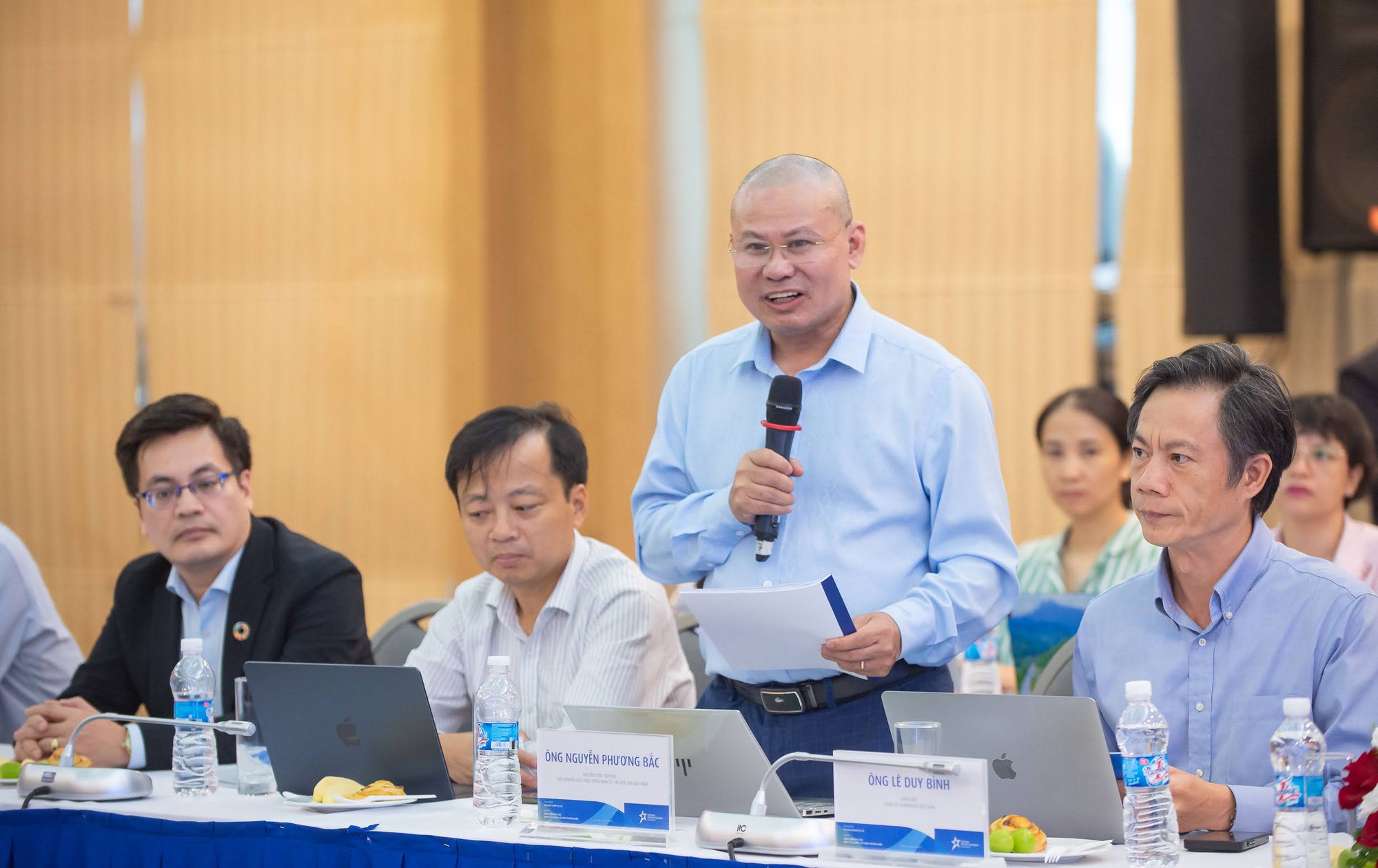 VCCI "bắt tay" tập đoàn lớn xây dựng Báo cáo Kinh tế tư nhân thường niên: Phá rào cản, khơi thông nguồn lực để doanh nghiệp bứt phá- Ảnh 1.