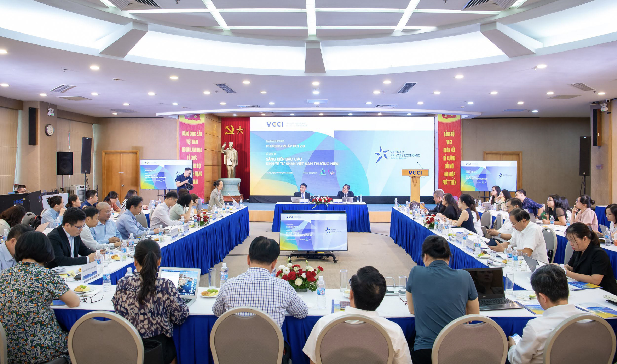 Báo cáo thường niên đồng hành với doanh nghiệp tư nhân Việt Nam suốt hai thập kỷ sắp trở lại với phiên bản nâng cấp- Ảnh 9.