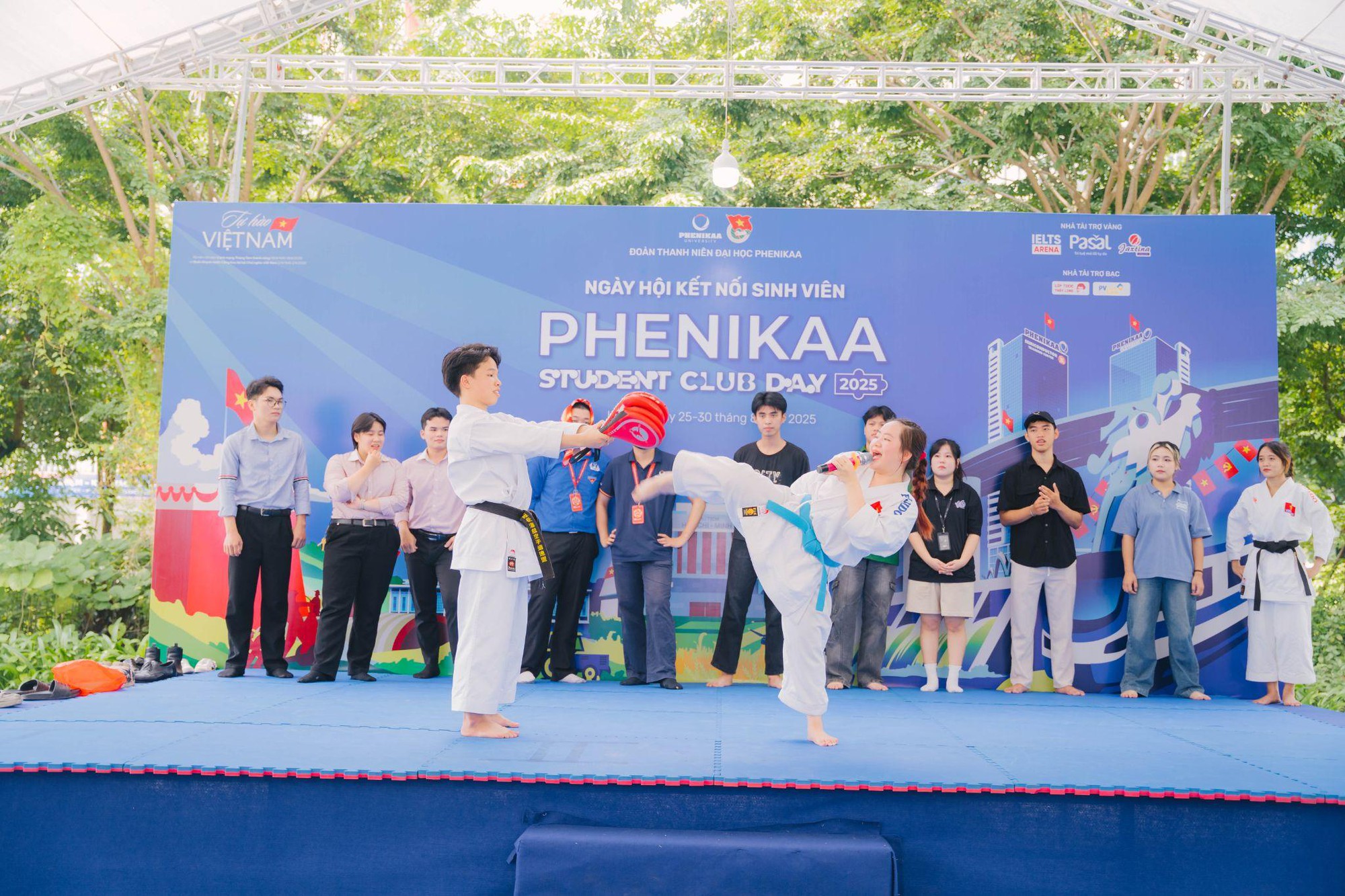 Bước vào Phenikaa, lạc ngay giữa “vũ trụ” gần 50 CLB cực chất- Ảnh 3. Bước vào Phenikaa, lạc ngay giữa “vũ trụ” gần 50 CLB cực chất- Ảnh 3.
