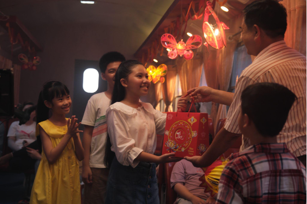 check-in-mua-trang-2025-tro-thanh-su-gia-trung-thu-cung-kinh-do-nhan-qua-sieu-de-anh-4-175863996573627513972.png