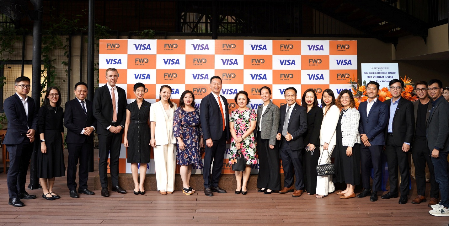 Trả góp phí bảo hiểm an toàn và thông minh nhờ sự kết hợp giữa FWD Việt Nam và Visa- Ảnh 1. Trả góp phí bảo hiểm an toàn và thông minh nhờ sự kết hợp giữa FWD Việt Nam và Visa- Ảnh 1.