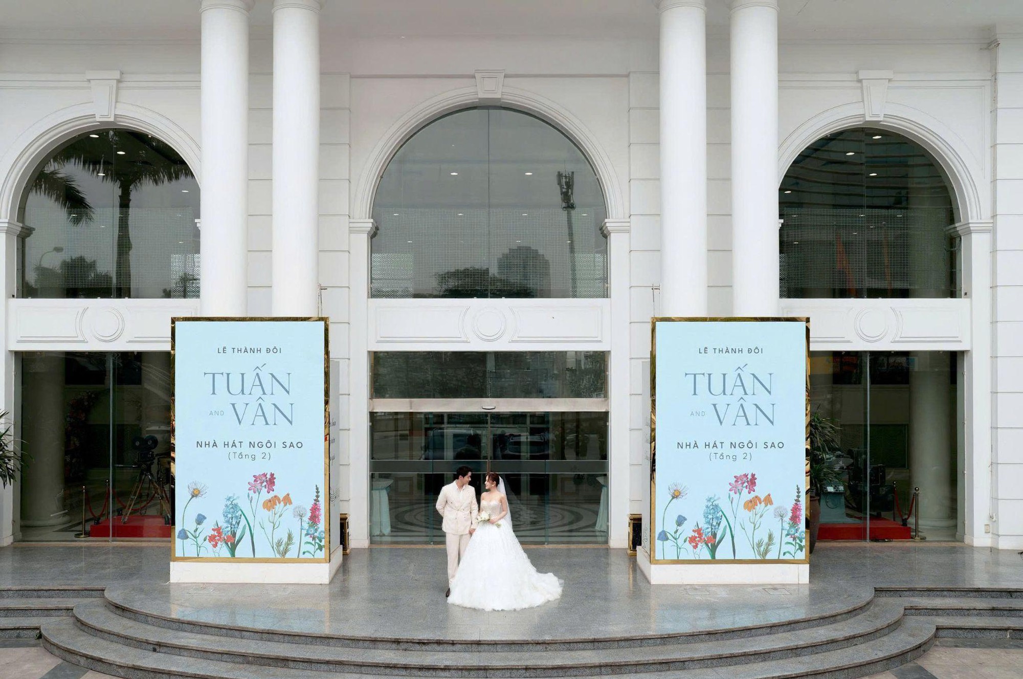 Địa điểm tổ chức tiệc cưới trọn gói tại trung tâm Hà Nội - Star Galaxy - Ảnh 1. Địa điểm tổ chức tiệc cưới trọn gói tại trung tâm Hà Nội - Star Galaxy - Ảnh 1.