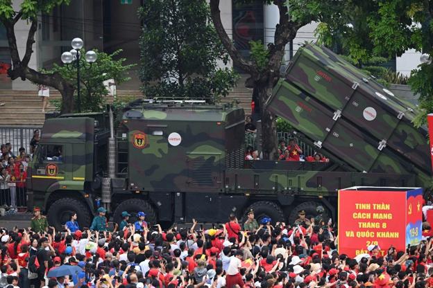 Chứng kiến d&agrave;n kh&iacute; t&agrave;i h&ugrave;ng hậu của Viettel, cư d&acirc;n mạng d&iacute; dỏm: B&otilde; c&ocirc;ng bao năm d&ugrave;ng nh&agrave; mạng quốc d&acirc;n - Ảnh 4.