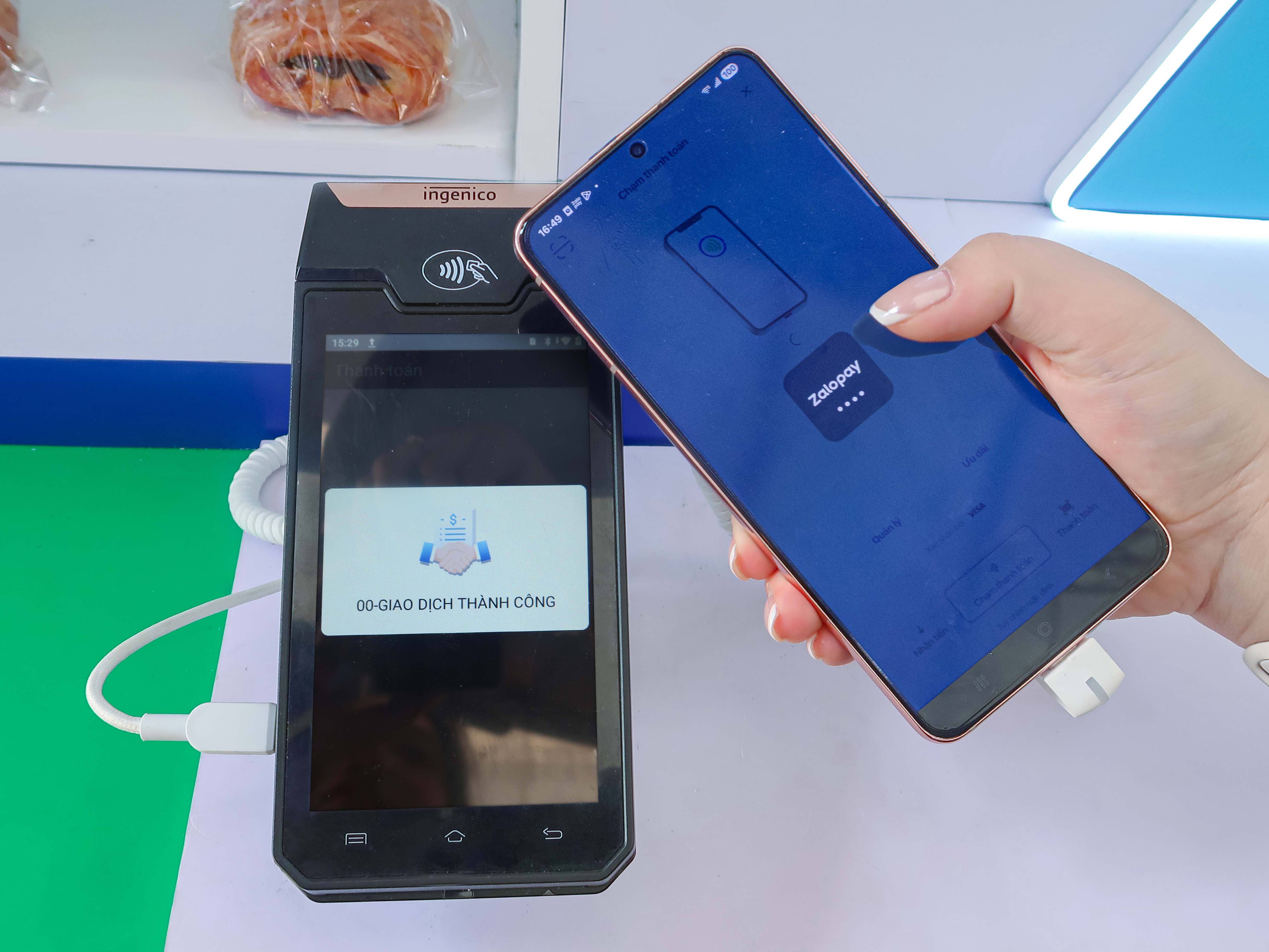 Tính năng Thanh Toán Chạm lần đầu được Zalopay giới thiệu tại New Year Fes- Ảnh 2.