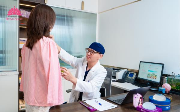 Sở hữu vòng 1 đẹp an toàn với xu hướng nâng ngực 4 không - Ảnh 3. Sở hữu vòng 1 đẹp an toàn với xu hướng nâng ngực 4 không - Ảnh 3.