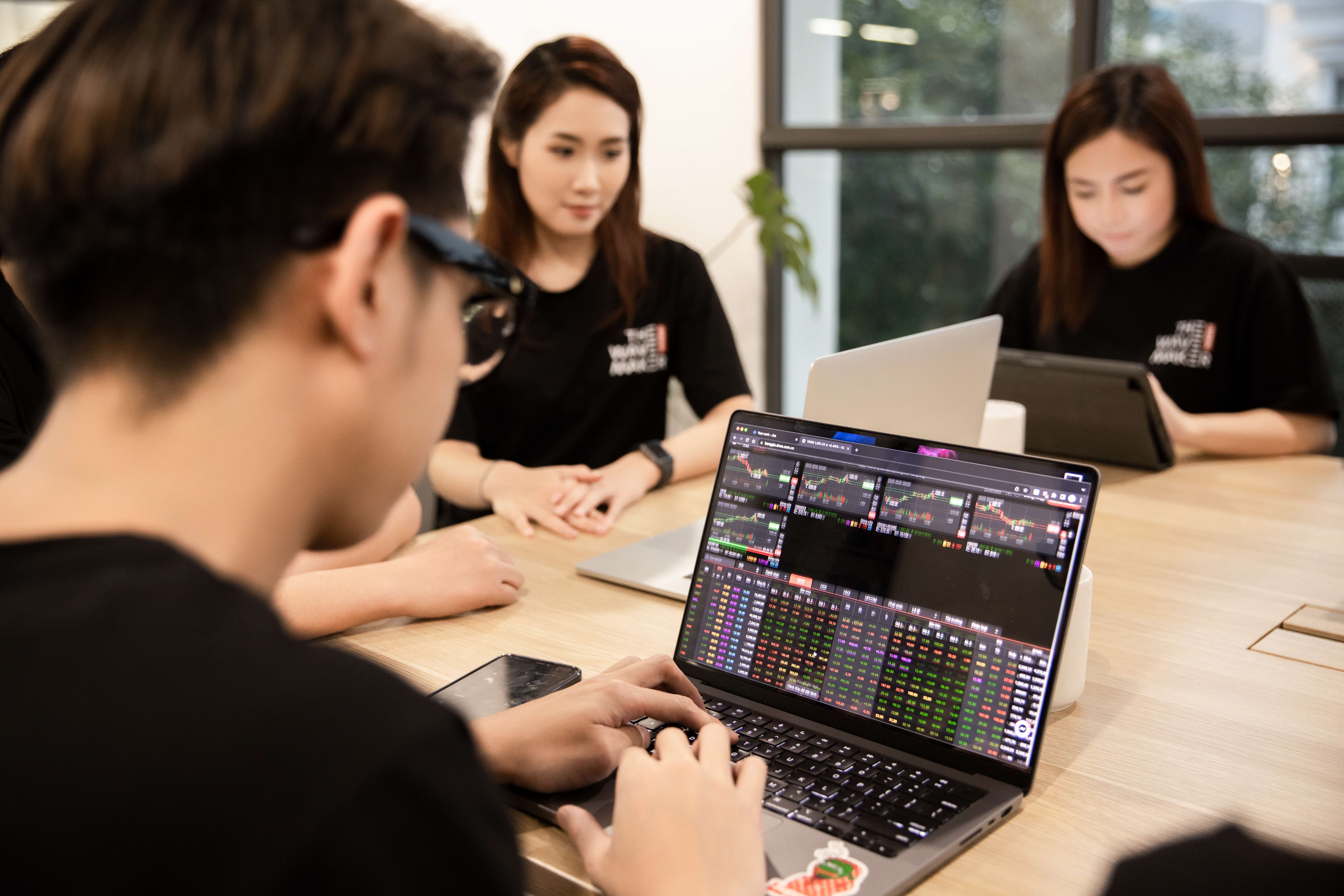 DNSE đạt lợi nhuận trước thuế kỷ lục, tăng 50% so với năm ngoái- Ảnh 3.