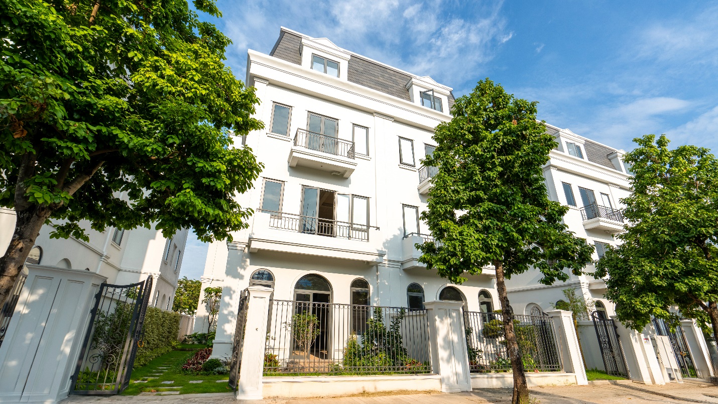 Cuộc chuyển mình của bất động sản cao cấp: Từ an cư đến kiến tạo phong cách sống - Ảnh 1.