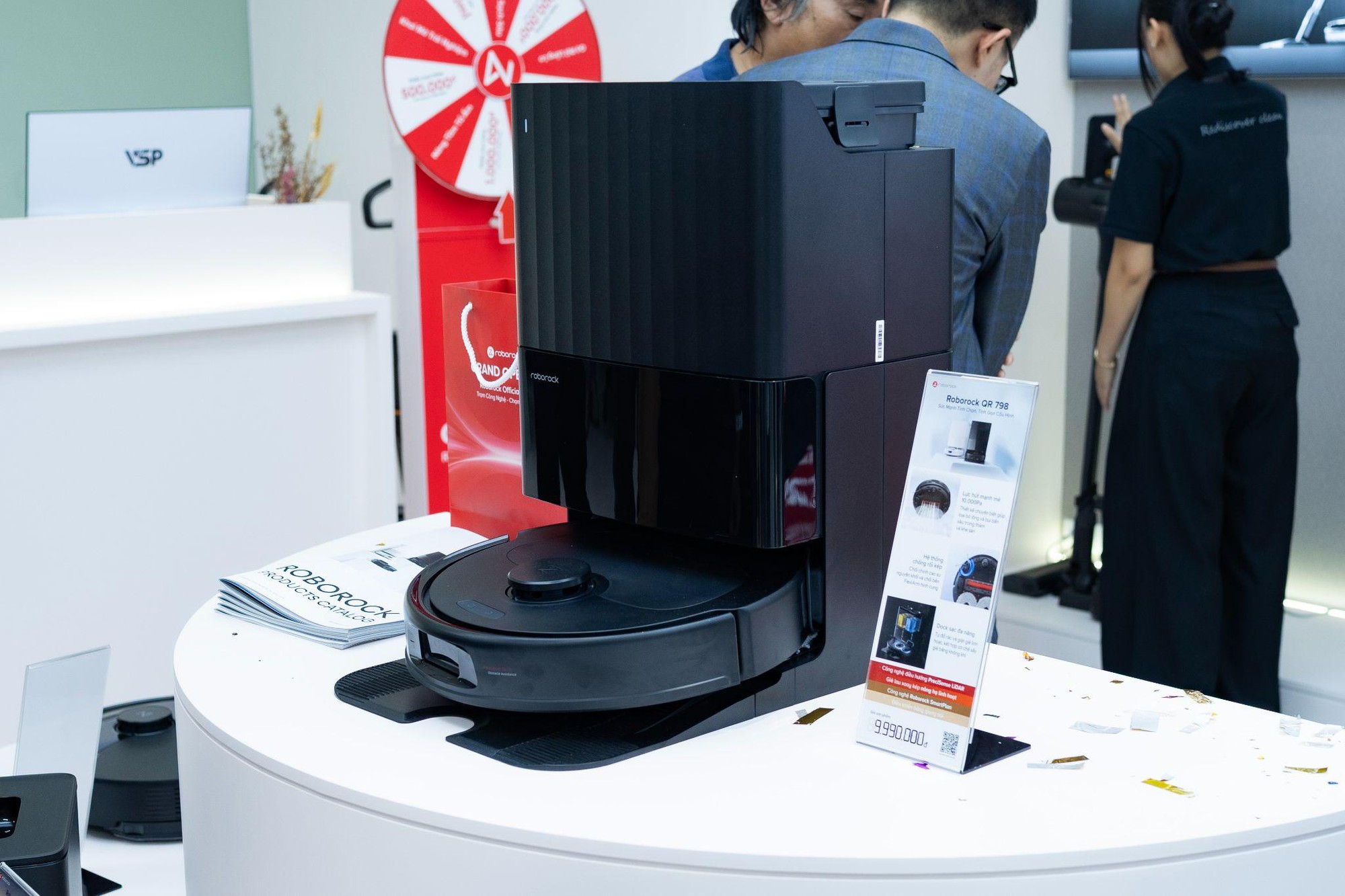 Dọn Dẹp Ngày Tết: Thuê Giúp Việc Vài Ngày Hay Đầu Tư Thiết Bị Gia Dụng Thông Minh Cho Cả Mùa Tết? - Ảnh 2.