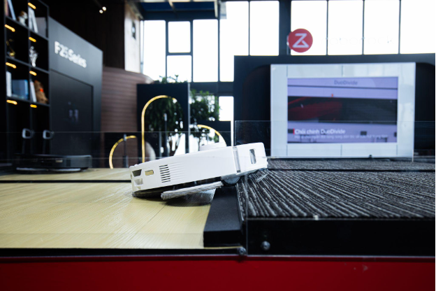 Dọn nhà ngày Tết: Robot hút bụi hay máy hút bụi cầm tay tiện hơn? - Ảnh 3.