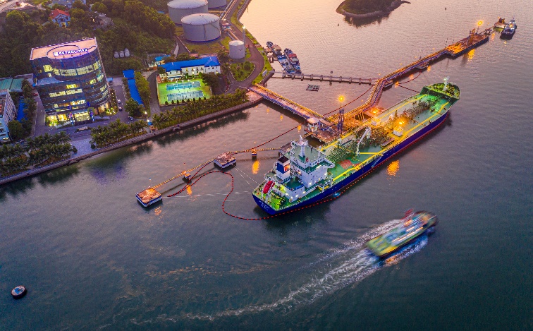 Petrolimex - Chiến lược phát triển tập đoàn năng lượng trong kỷ nguyên mới- Ảnh 1.