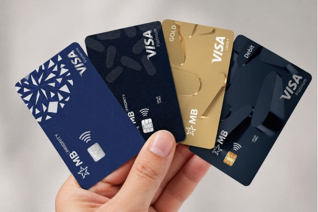 Nên làm thẻ Visa/Mastercard ngân hàng nào? Gợi ý theo từng nhu cầu chi tiêu - Ảnh 1.