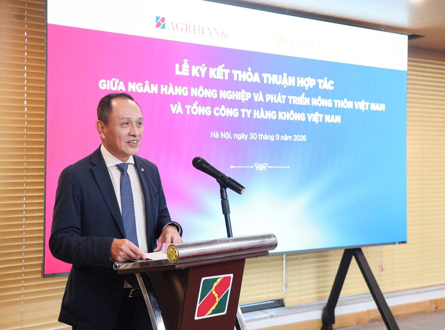 Agribank và Vietnam Airlines ký kết Thỏa thuận hợp tác toàn diện- Ảnh 2. Agribank và Vietnam Airlines ký kết Thỏa thuận hợp tác toàn diện- Ảnh 2.