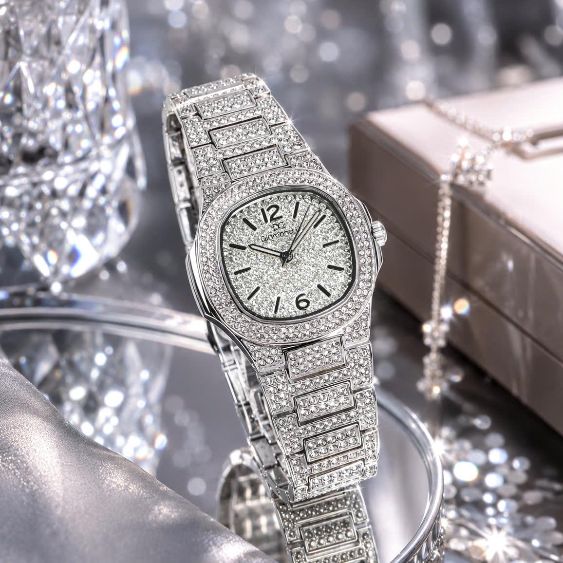 Đồng hồ nữ – món quà 20/10 thiết thực với ưu đãi tới 50% từ Đăng Quang Watch - Ảnh 2. Đồng hồ nữ – món quà 20/10 thiết thực với ưu đãi tới 50% từ Đăng Quang Watch - Ảnh 2.