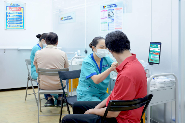 ‏TP.HCM: Ca viêm hô hấp tăng 64% trong một tuần, cảnh báo bùng dịch cúm A‏ - Ảnh 3.