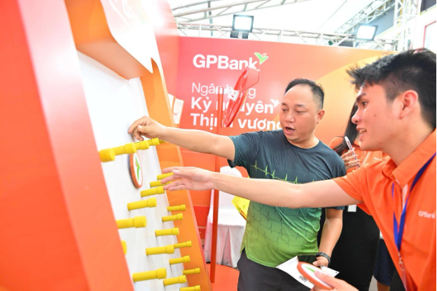 GPBank tiếp lửa sống khỏe cùng VPIM 2026, lan tỏa trải nghiệm thịnh vượng tại đường chạy- Ảnh 2. GPBank tiếp lửa sống khỏe cùng VPIM 2026, lan tỏa trải nghiệm thịnh vượng tại đường chạy- Ảnh 2.