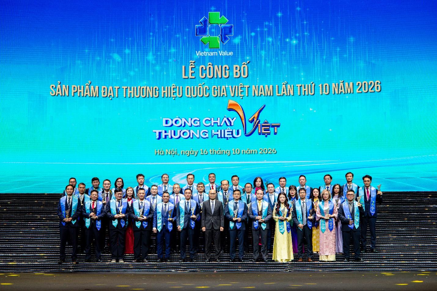 VAS ghi thêm dấu son “Thương hiệu quốc gia” trước cột mốc 30 năm- Ảnh 1. VAS ghi thêm dấu son “Thương hiệu quốc gia” trước cột mốc 30 năm- Ảnh 1.