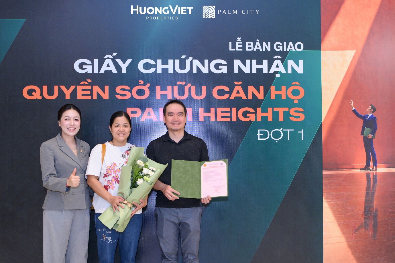 Cư dân Palm Heights chính thức nhận sổ hồng trong đợt bàn giao đầu tiên - Ảnh 1.