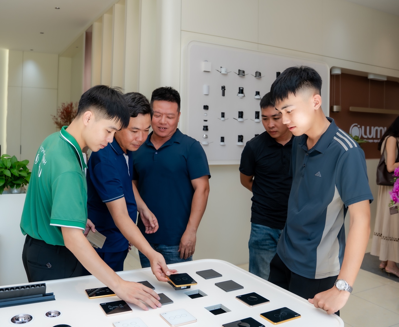 Lumi Lighting đưa hơn 20 showroom trải nghiệm vào hoạt động- Ảnh 3.