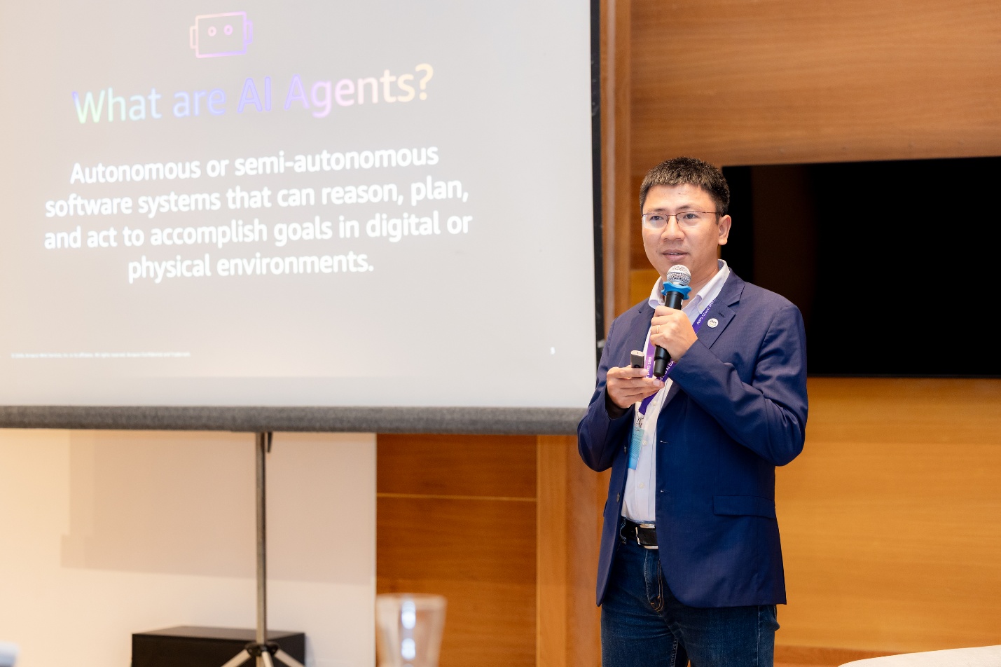 Bài toán khó nhất của Agentic AI tại AWS Việt Nam không nằm ở khởi tạo - Ảnh 1.