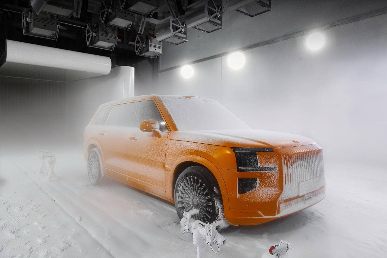 Vì sao một hãng xe lại xây trung tâm an toàn khổng lồ và tự phóng vệ tinh?- Ảnh 1.