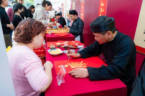 DOJI khởi động chuỗi hoạt động du xuân sôi động tại Lễ hội Vàng 2026- Ảnh 1.