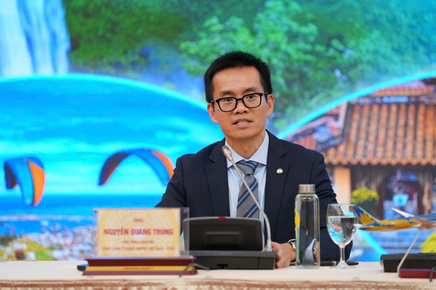 Vietnam Airlines hợp tác cùng Cục Du lịch Quốc gia Việt Nam ra mắt chuỗi hoạt động “Bay cao khát vọng Việt Nam”- Ảnh 3.