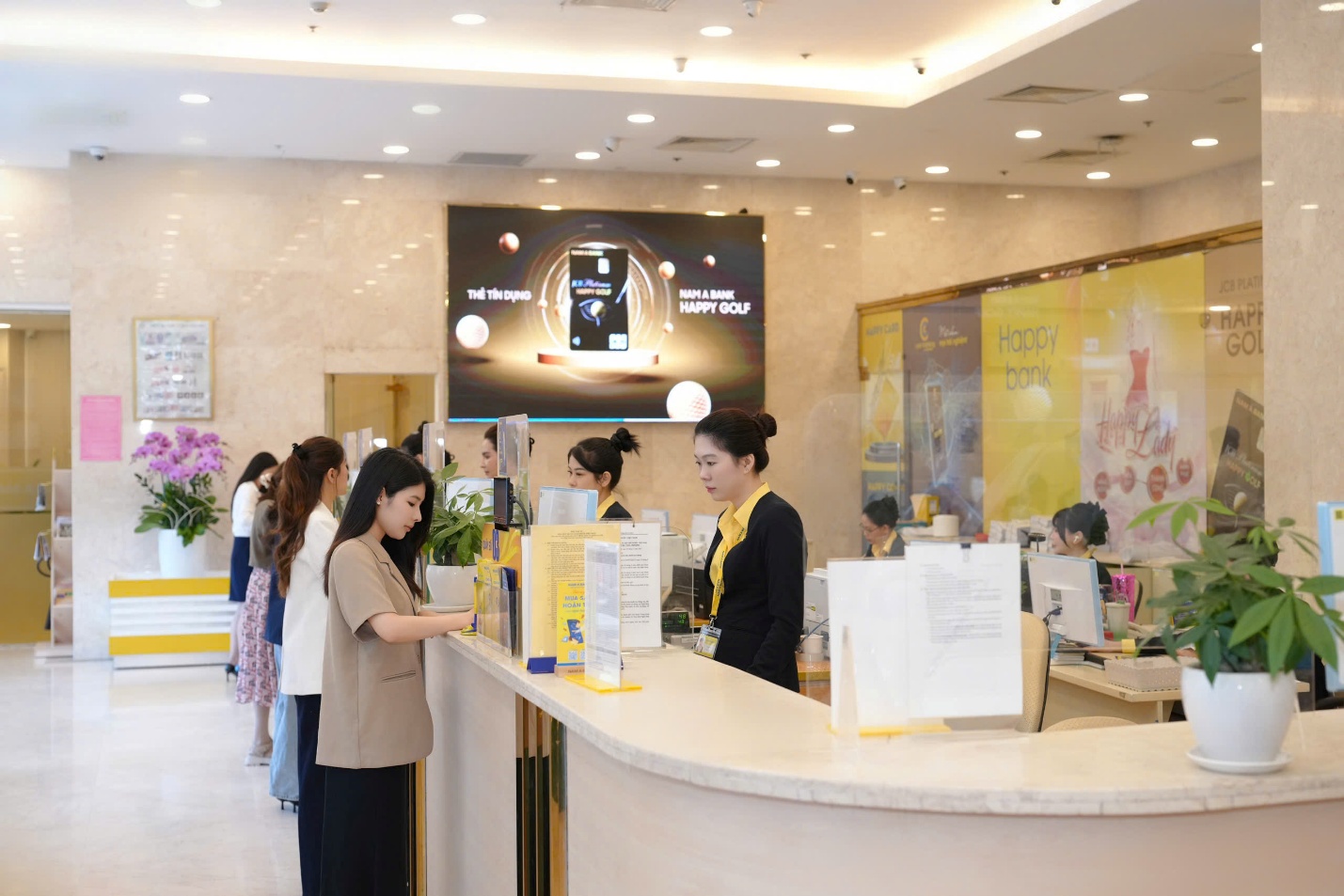 Moody’s nâng triển vọng xếp hạng tín nhiệm của Nam A Bank từ “Ổn định” lên “Tích cực”- Ảnh 1.