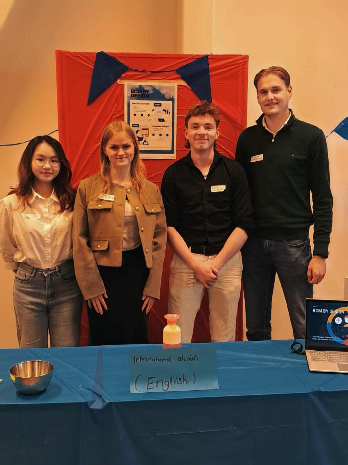 Trước ngưỡng cửa đại học, người trẻ tìm kiếm mô hình đào tạo sẵn sàng cho việc làm tương lai- Ảnh 2.