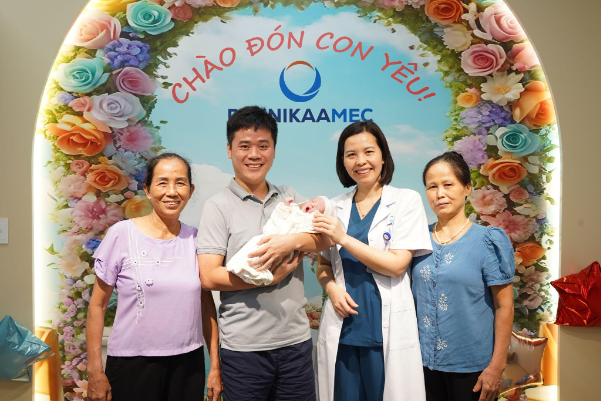 Nữ bác sĩ tiên phong làm chủ 3 kỹ thuật can thiệp bào thai được Bộ Y tế phê duyệt- Ảnh 2.