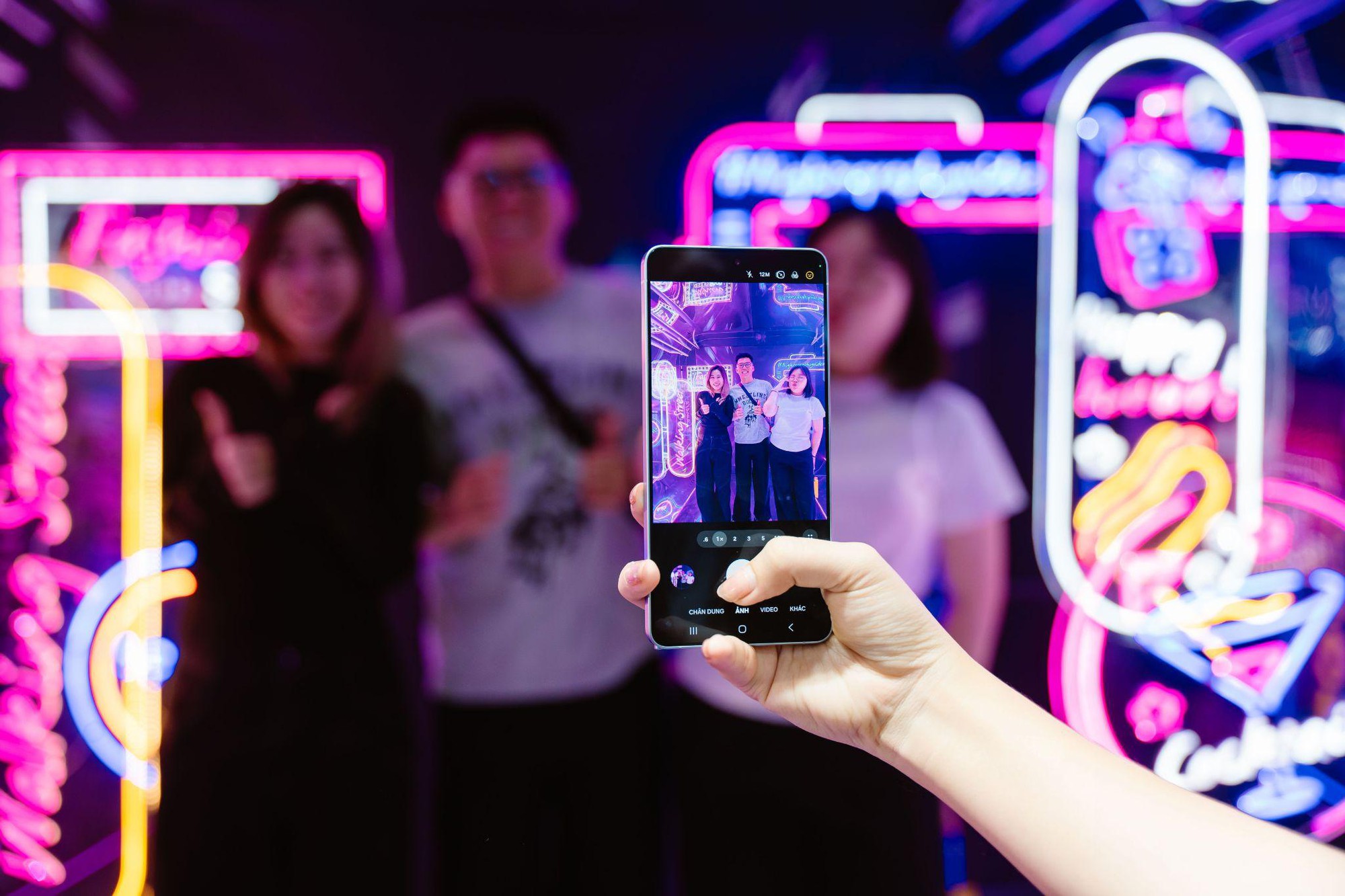 Khám phá quyền năng AI cùng TGDD và siêu phẩm Galaxy S26 Series tại Galaxy Studio - Ảnh 2. Khám phá quyền năng AI cùng TGDD và siêu phẩm Galaxy S26 Series tại Galaxy Studio - Ảnh 2.