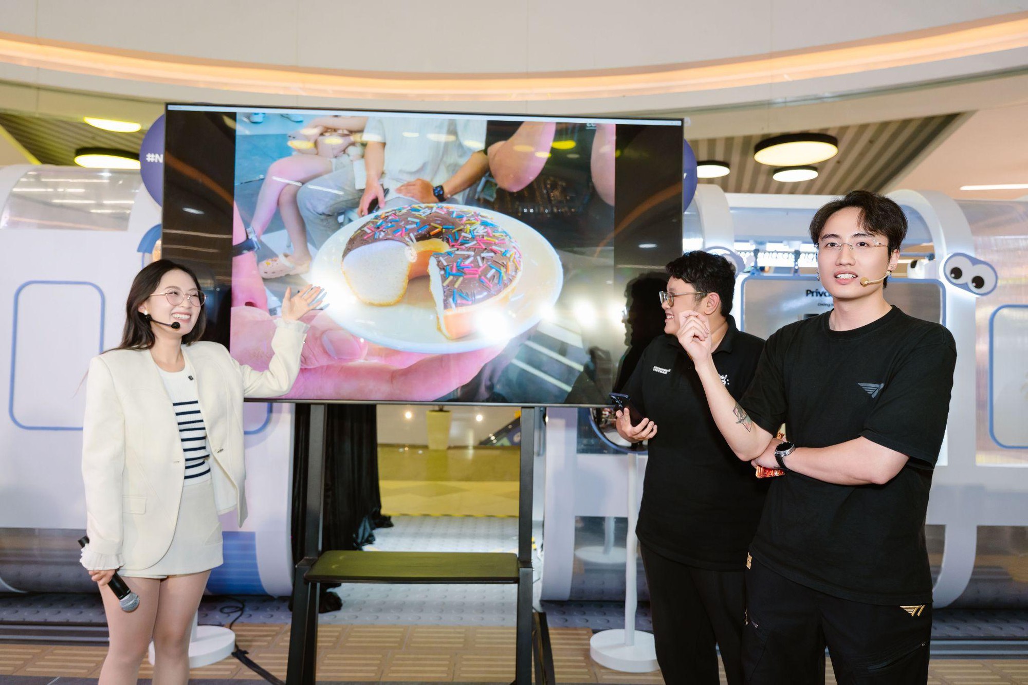 Khám phá quyền năng AI cùng TGDD và siêu phẩm Galaxy S26 Series tại Galaxy Studio - Ảnh 5. Khám phá quyền năng AI cùng TGDD và siêu phẩm Galaxy S26 Series tại Galaxy Studio - Ảnh 5.