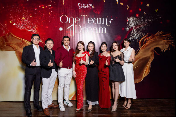 Hội đồng Bác sĩ Shynh Group khai xuân 2026: Chuẩn hóa phác đồ độc quyền, nâng tầm chuyên môn toàn hệ thống- Ảnh 3. Hội đồng Bác sĩ Shynh Group khai xuân 2026: Chuẩn hóa phác đồ độc quyền, nâng tầm chuyên môn toàn hệ thống- Ảnh 3.