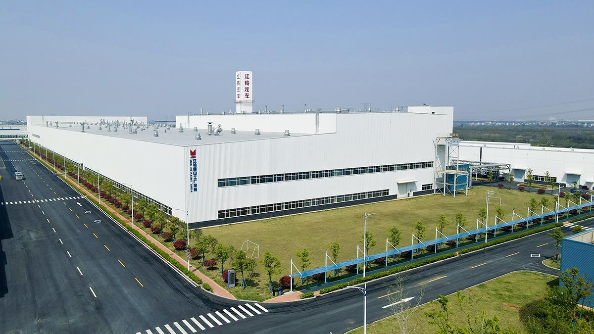 DOTHANH AUTO ra mắt xe tải mới, khởi đầu kỷ nguyên mới- Ảnh 2.