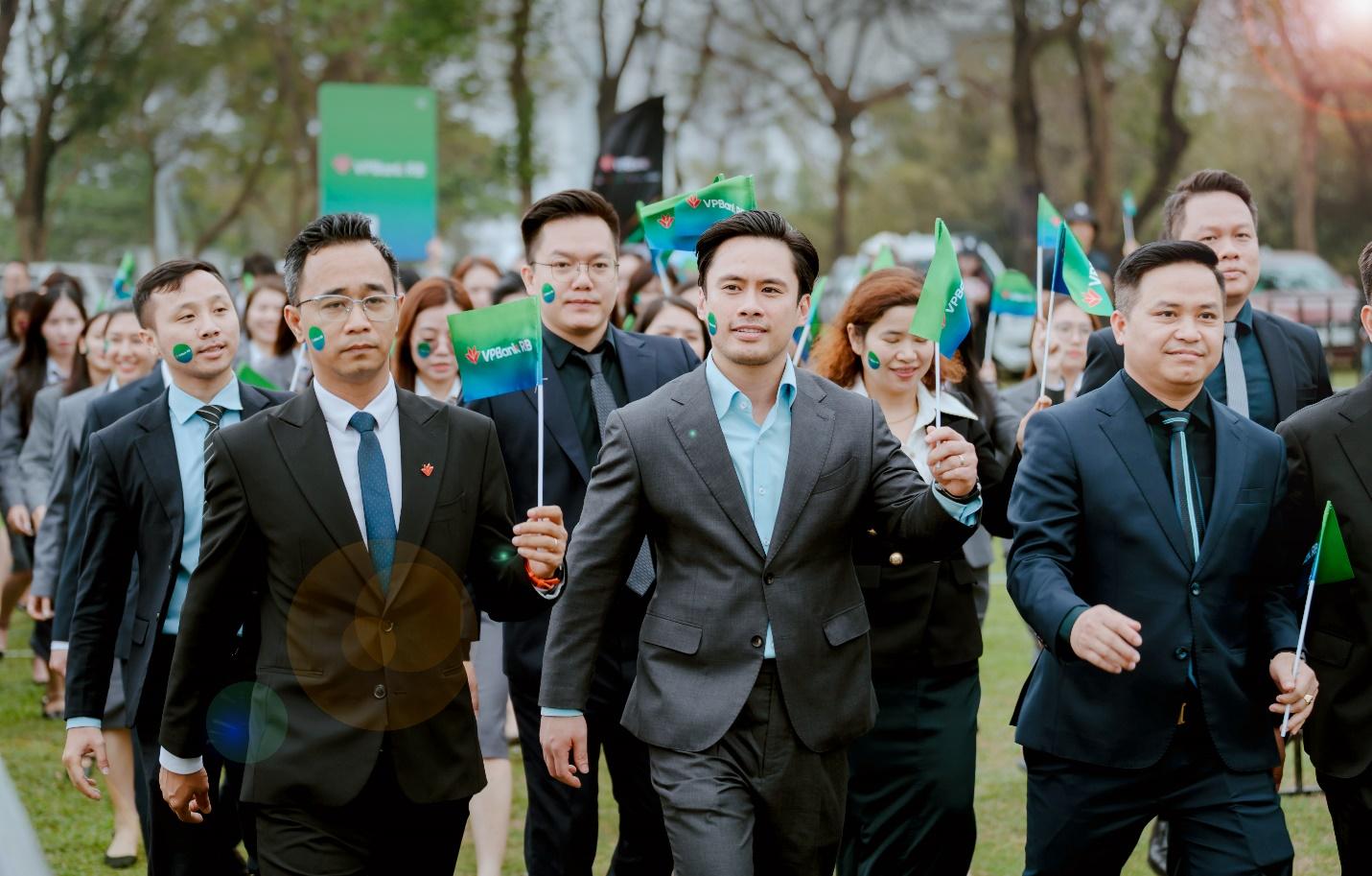 Văn hóa doanh nghiệp - Động lực phía sau hành trình bứt phá của VPBank- Ảnh 2. Văn hóa doanh nghiệp - Động lực phía sau hành trình bứt phá của VPBank- Ảnh 2.