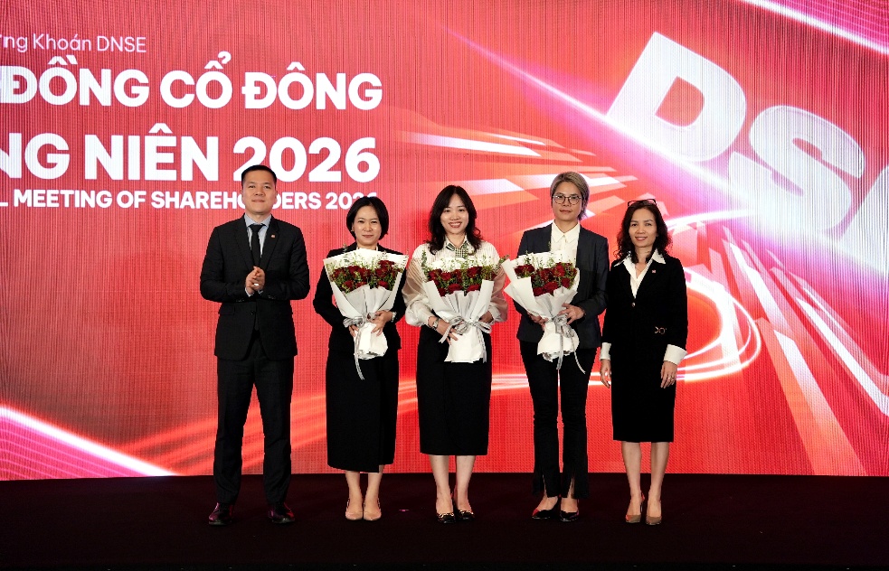 ĐHĐCĐ DNSE: Mục tiêu lợi nhuận tăng trên 60%, trả cổ tức tỷ lệ tối đa 7%- Ảnh 2. ĐHĐCĐ DNSE: Mục tiêu lợi nhuận tăng trên 60%, trả cổ tức tỷ lệ tối đa 7%- Ảnh 2.