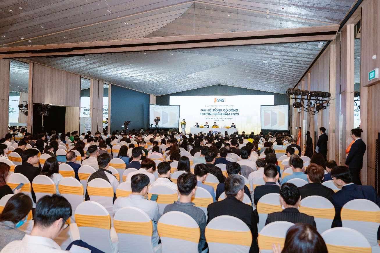SHS định hướng giai đoạn mới, hướng tới Top 10 công ty chứng khoán về hiệu quả hoạt động.- Ảnh 2.