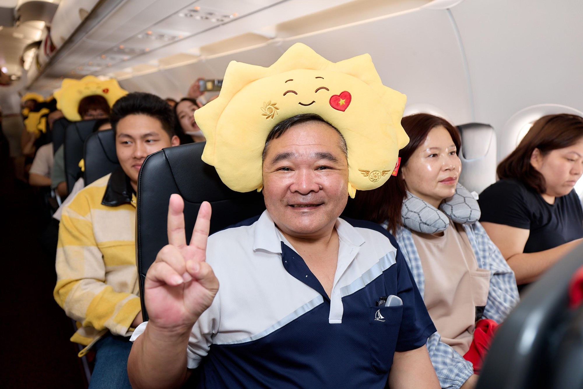 Hơn 200 khách đến Phú Quốc trên chuyến bay quốc tế đầu tiên của Sun PhuQuoc Airways- Ảnh 4.