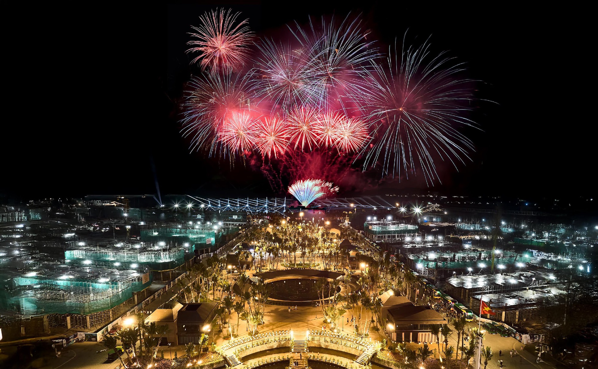 Sun Property ra mắt tòa tháp Thanh Long – Vị trí biệt lập, ba mặt hướng biển- Ảnh 2. Sun Property ra mắt tòa tháp Thanh Long – Vị trí biệt lập, ba mặt hướng biển- Ảnh 2.