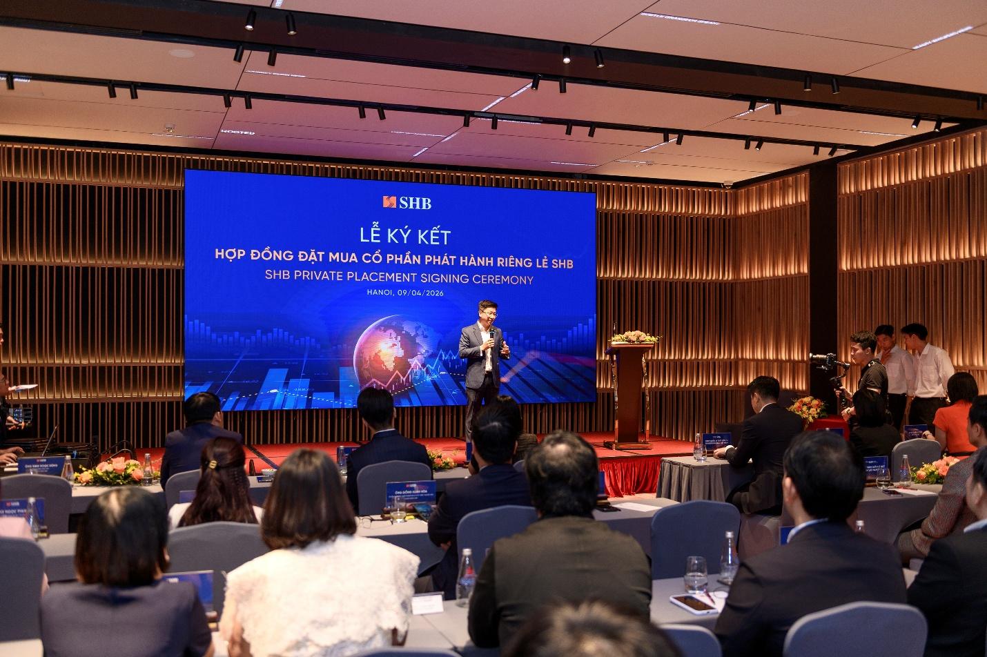 SHS tư vấn phát hành riêng lẻ SHB, kết nối loạt quỹ đầu tư hàng đầu- Ảnh 3. SHS tư vấn phát hành riêng lẻ SHB, kết nối loạt quỹ đầu tư hàng đầu- Ảnh 3.