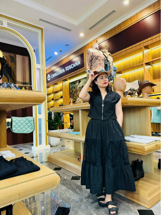 Cư d&acirc;n ti&ecirc;n phong n&oacute;i về cuộc đời đ&aacute;ng sống hơn mỗi ng&agrave;y tại Vinhomes Royal Island - Ảnh 1.