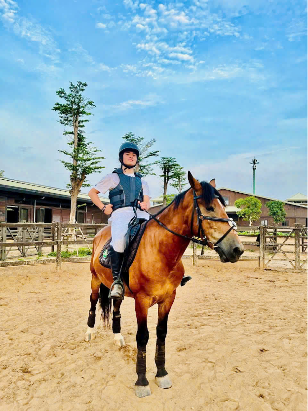 Cư d&acirc;n ti&ecirc;n phong n&oacute;i về cuộc đời đ&aacute;ng sống hơn mỗi ng&agrave;y tại Vinhomes Royal Island - Ảnh 2.