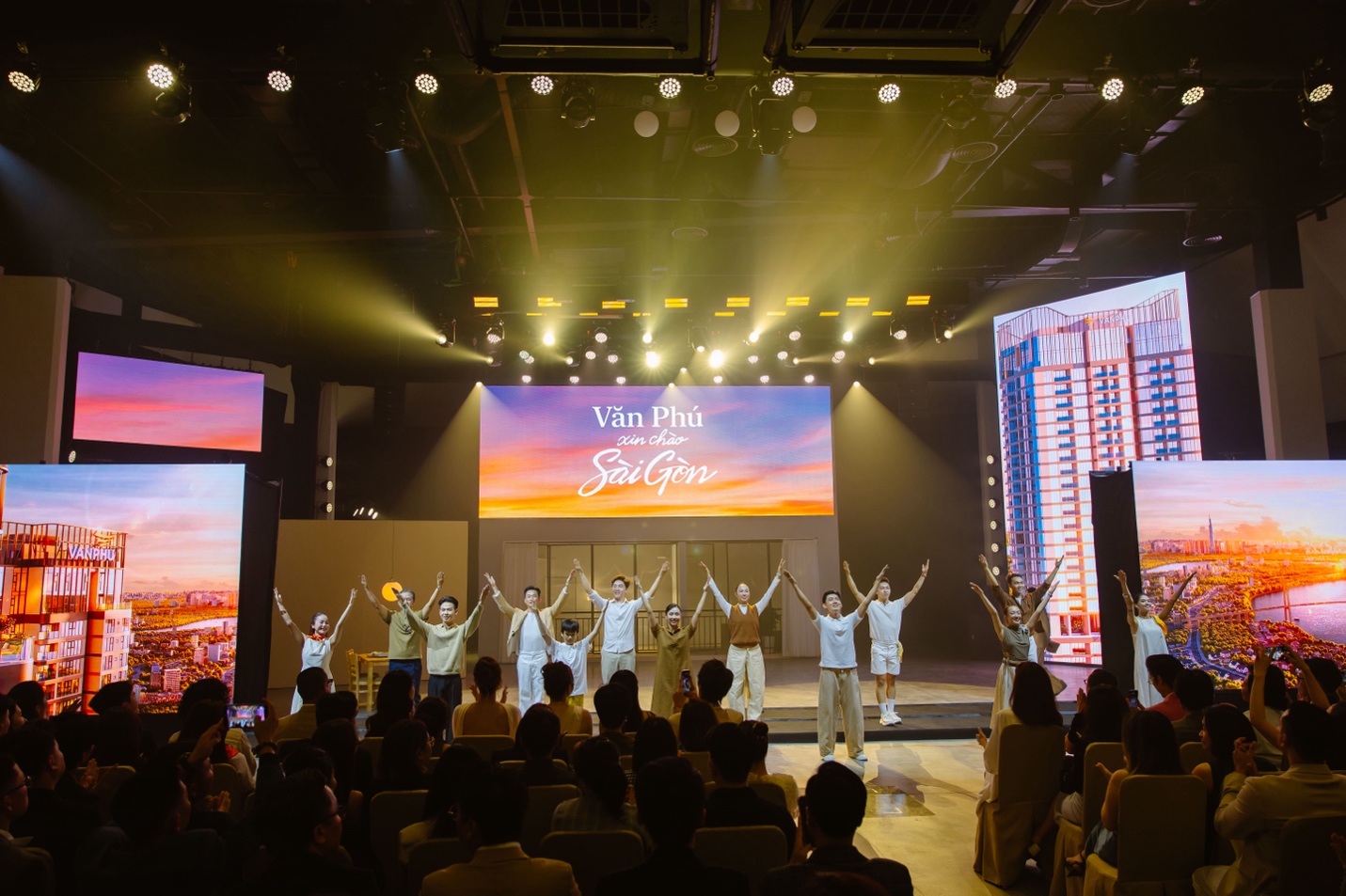 Văn Phú tổ chức triển lãm bất động sản “Muôn vị nhân sinh” tại Thành phố Hồ Chí Minh- Ảnh 4.