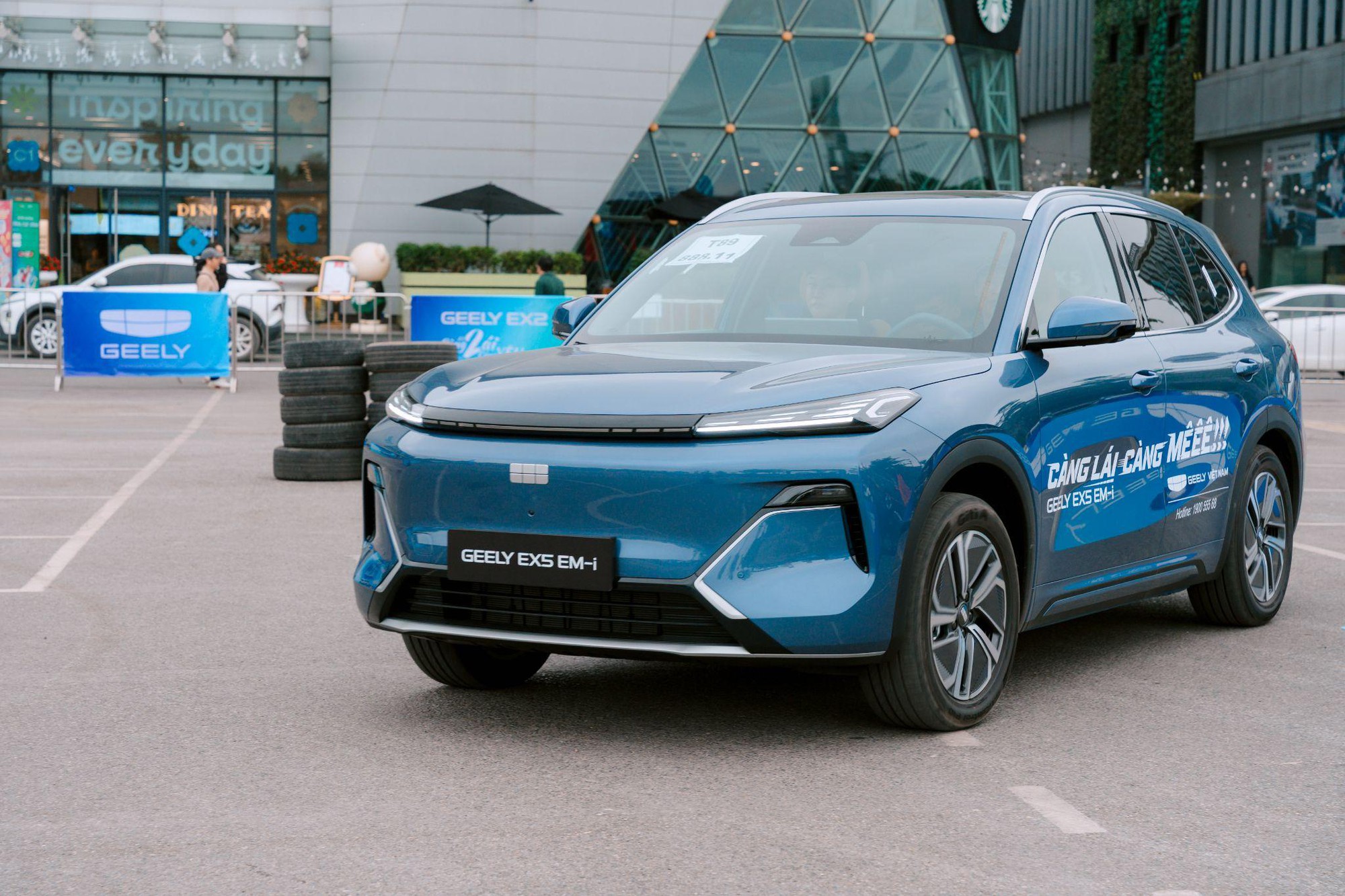 Giải mã “kỷ lục gia” PHEV và hành trình 1.823,7km xuyên Việt của Geely EX5 EM-i- Ảnh 1.