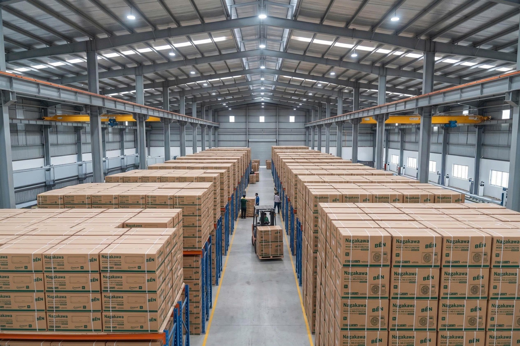 Nắng nóng đến sớm, điều hoà Bền cháy hàng trên diện rộng- Ảnh 1.