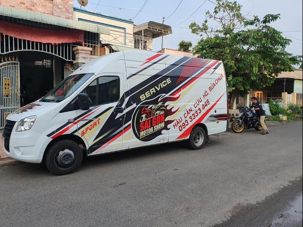 Chủ gara tín nhiệm tải van GAZ để cân siêu mô tô - Ảnh 2.