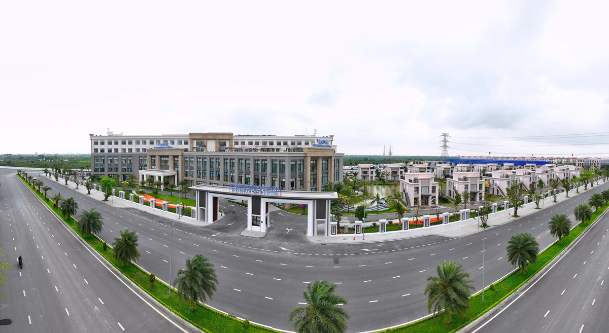 Không phô trương vẫn đắt giá: “Ốc đảo thượng lưu” Vịnh Xanh hút giới tinh hoa - Ảnh 2.