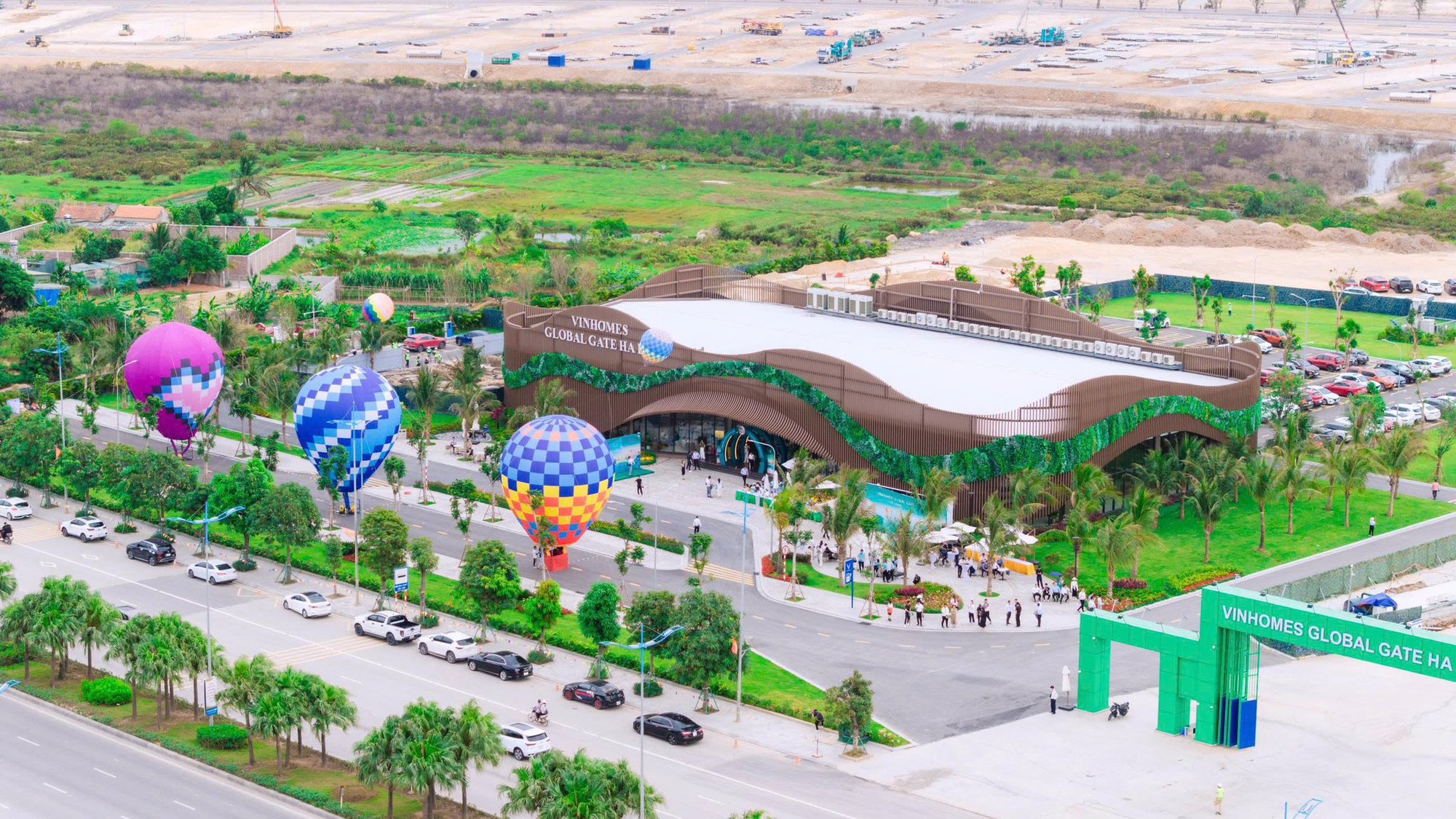 TS Nguyễn Trí Hiếu: Doanh nghiệp chủ động “kích hoạt” gói hỗ trợ lãi suất mua nhà kéo dài là điều đáng cổ vũ - Ảnh 1. TS Nguyễn Trí Hiếu: Doanh nghiệp chủ động “kích hoạt” gói hỗ trợ lãi suất mua nhà kéo dài là điều đáng cổ vũ - Ảnh 1.