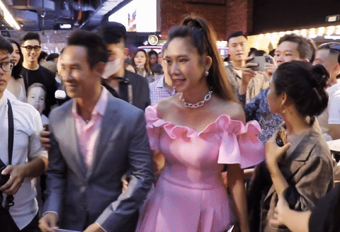 Cặp sao giàu bậc nhất showbiz Việt vướng tin đồn rạn nứt: Tình tứ trong mọi sự kiện, hôn nhân viên mãn, con cái giỏi giang - Ảnh 5. Cặp sao giàu bậc nhất showbiz Việt vướng tin đồn rạn nứt: Tình tứ trong mọi sự kiện, hôn nhân viên mãn, con cái giỏi giang - Ảnh 5.