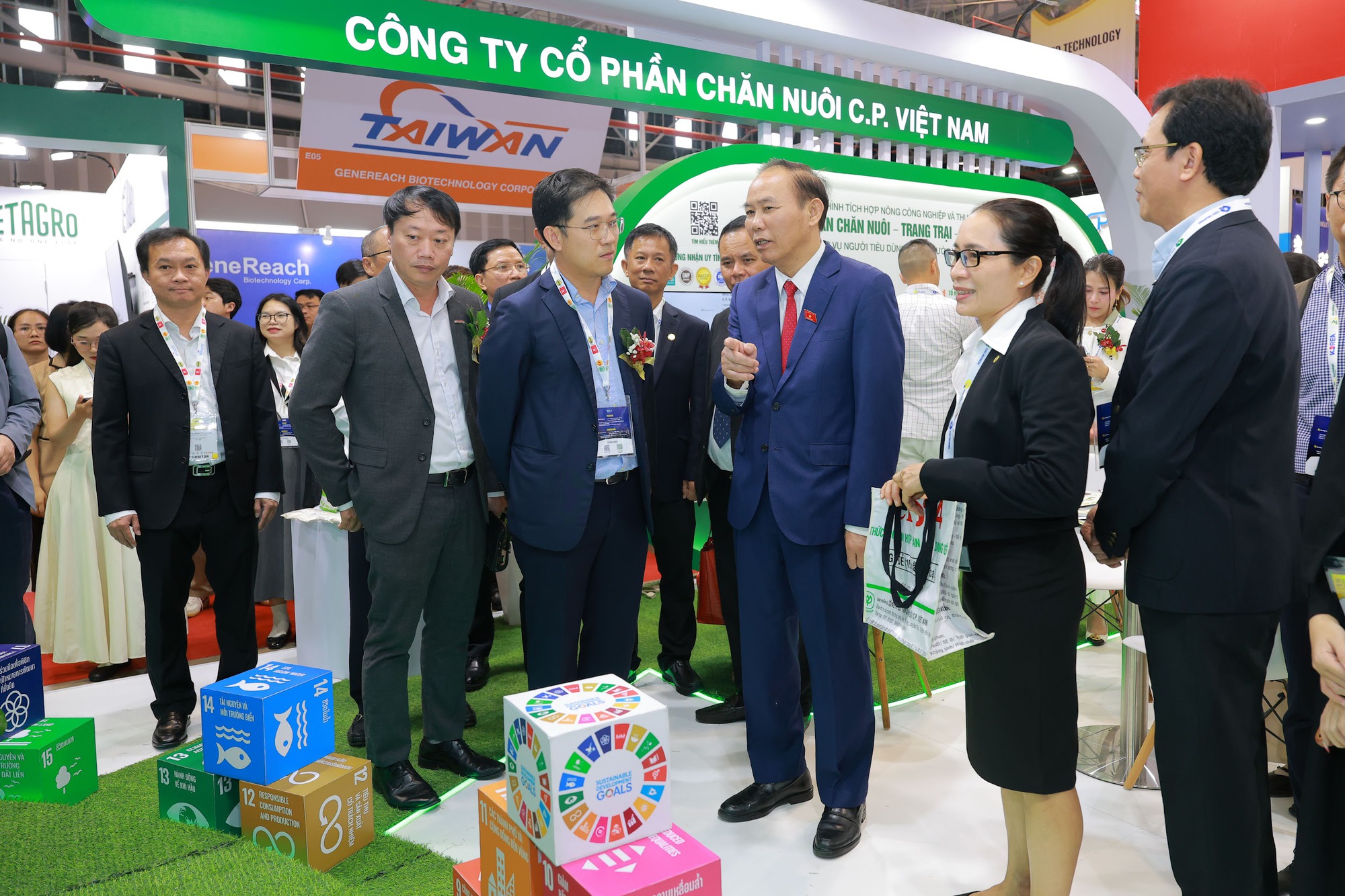 C.P. Việt Nam phát triển chuỗi thực phẩm bền vững- Ảnh 2.