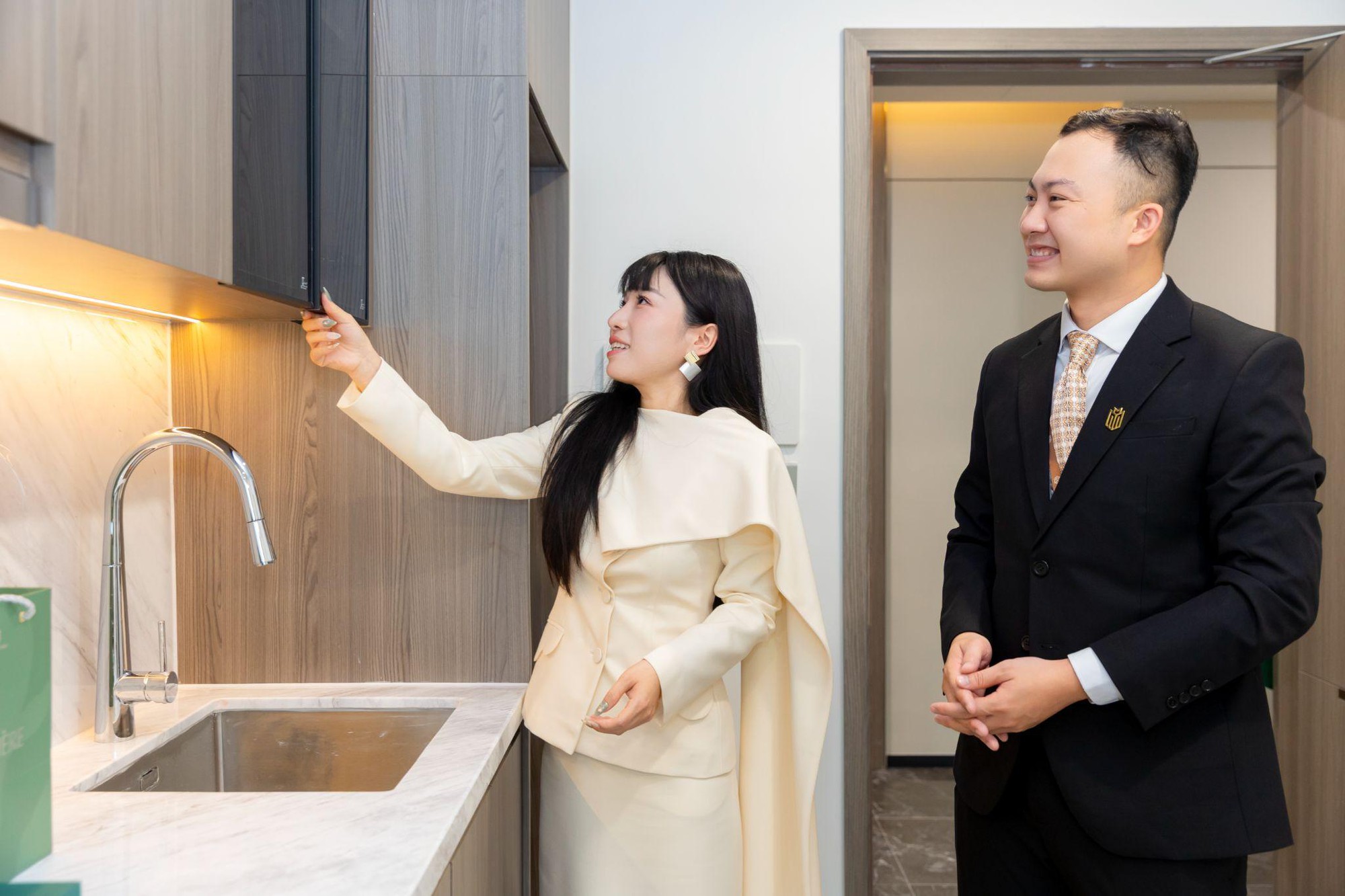 Masterise Homes bàn giao LUMIÈRE Evergreen, khai mở hành trình “Sống là nhiều hơn thế”- Ảnh 5. Masterise Homes bàn giao LUMIÈRE Evergreen, khai mở hành trình “Sống là nhiều hơn thế”- Ảnh 5.